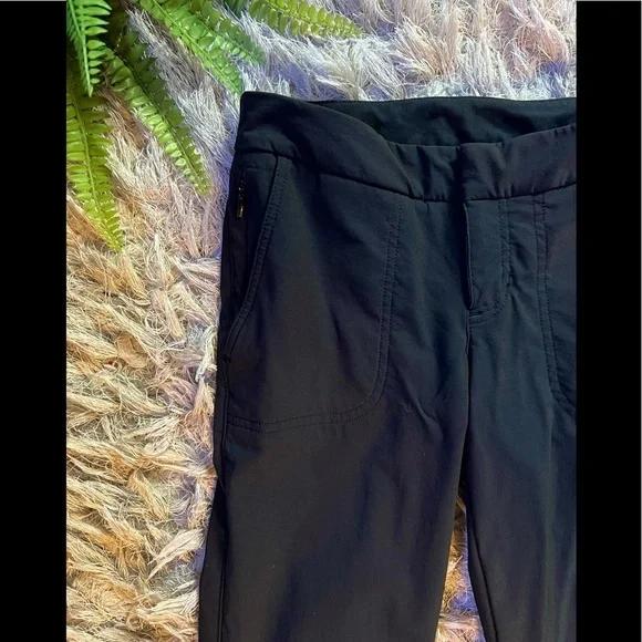Athleta black straight leg hiking pants
